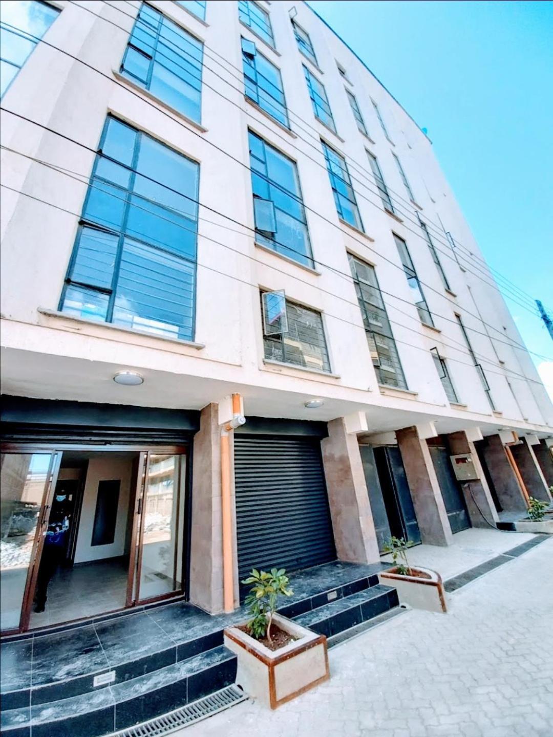 Lovely & Cozy Compact Studio Near Airport With Rooftop View Leilighet Nairobi Eksteriør bilde